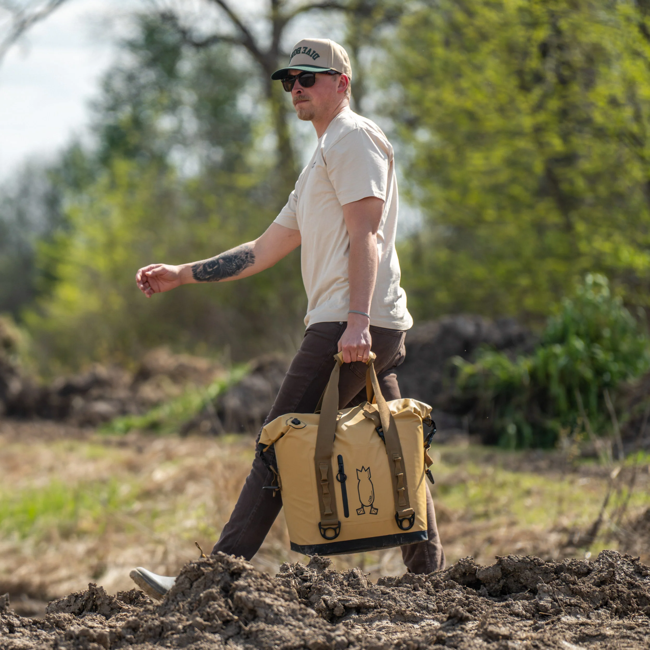 Dry Line Waterproof Cooler Bag - Image 12
